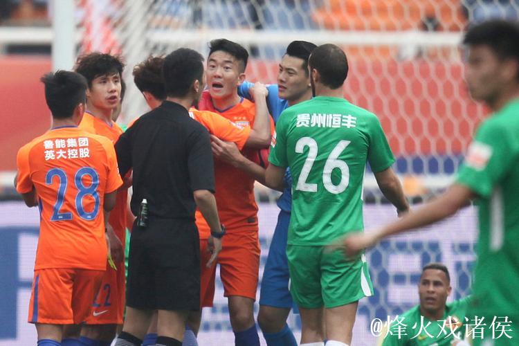 球迷因前国脚戴琳拖欠救命钱不幸离世